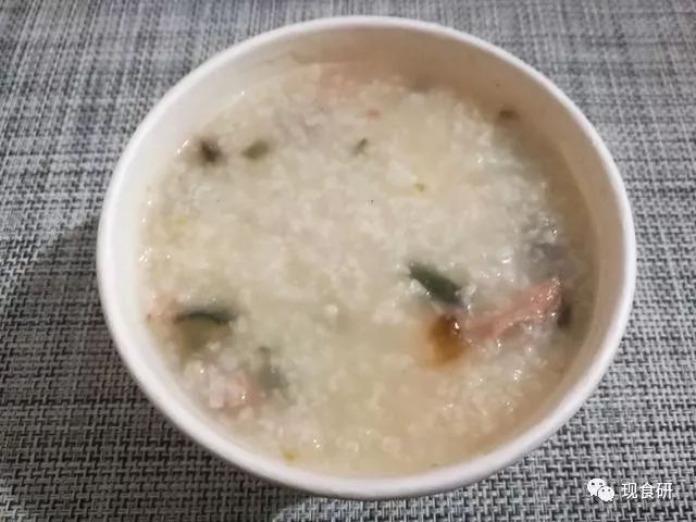 肯德基皮蛋瘦肉粥味道如何，老爷爷家早餐测评