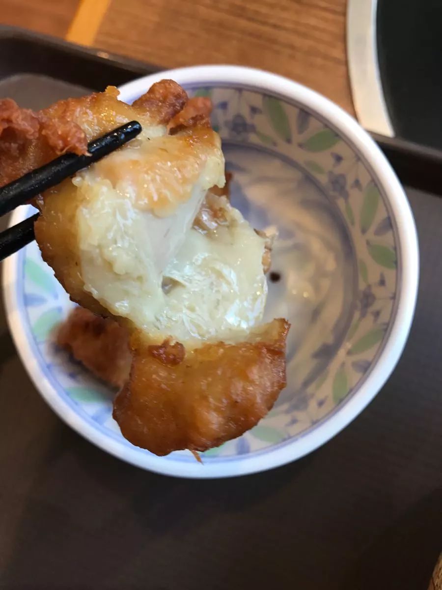 照烧和油炸的味道你更喜欢哪种呢？食其家的照烧鸡肉饭和炸鸡块测评~