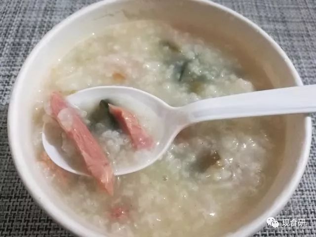 肯德基皮蛋瘦肉粥味道如何，老爷爷家早餐测评