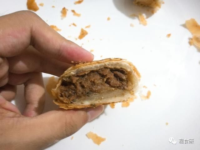 吃完肯德基小鲜肉酥饼，我内心毫无波动甚至想去吃大肉包